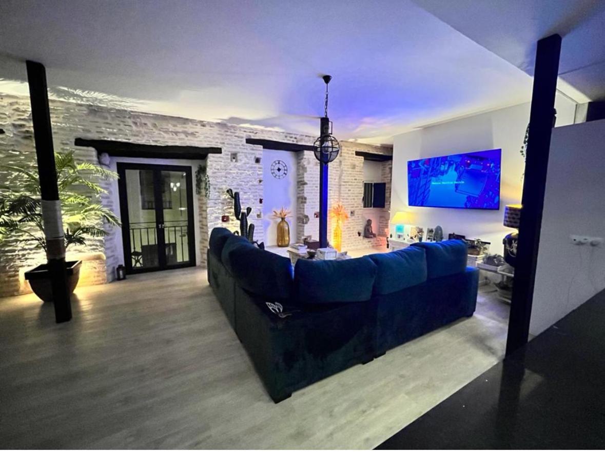 Casa Duque Compartida Familiar 2- Habitacion Bano Propio إشبيلية المظهر الخارجي الصورة