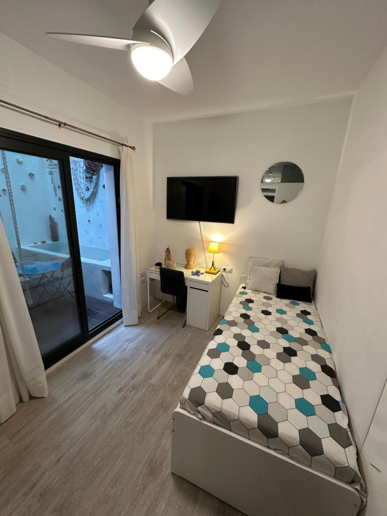 Casa Duque Compartida Familiar 2- Habitacion Bano Propio إشبيلية المظهر الخارجي الصورة