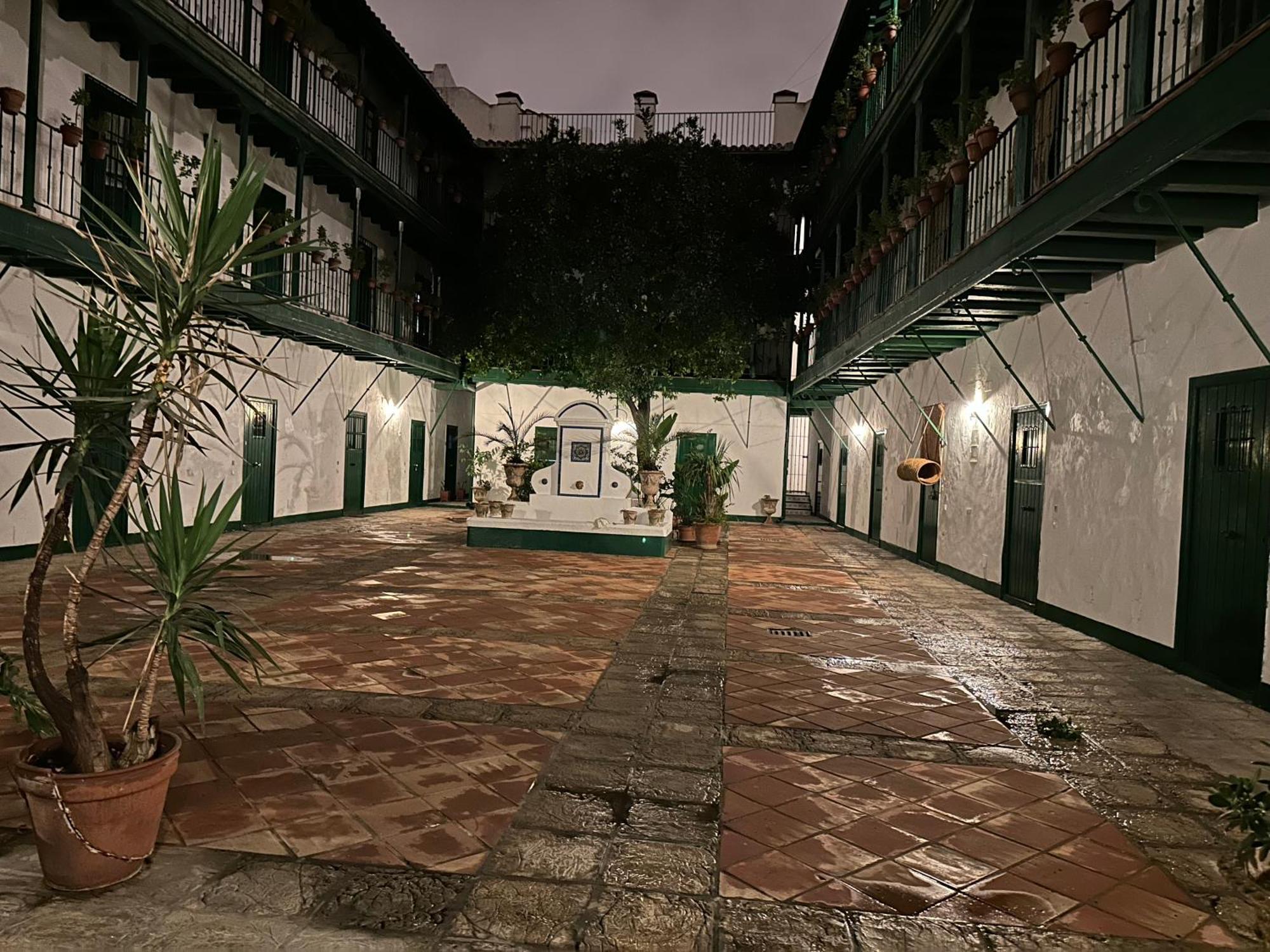 Casa Duque Compartida Familiar 2- Habitacion Bano Propio إشبيلية المظهر الخارجي الصورة