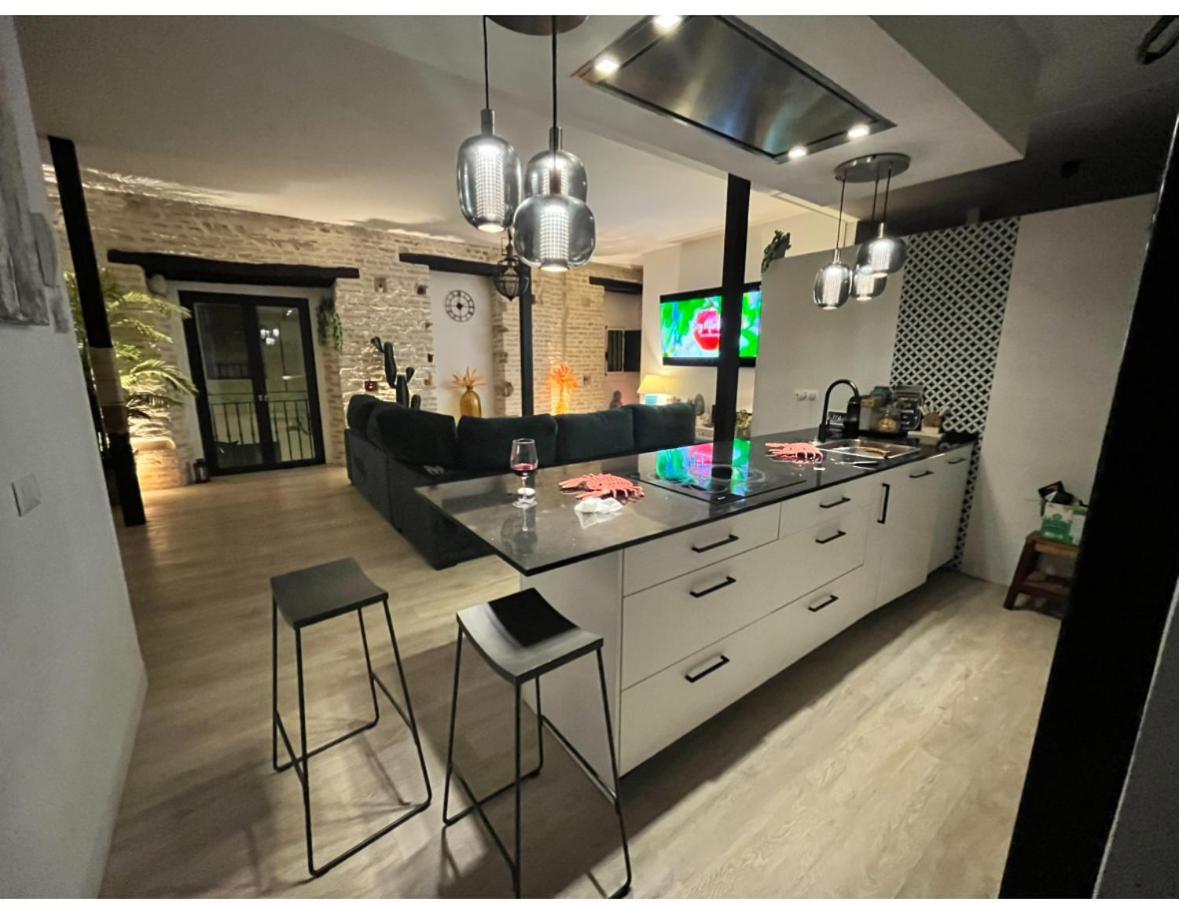 Casa Duque Compartida Familiar 2- Habitacion Bano Propio إشبيلية المظهر الخارجي الصورة