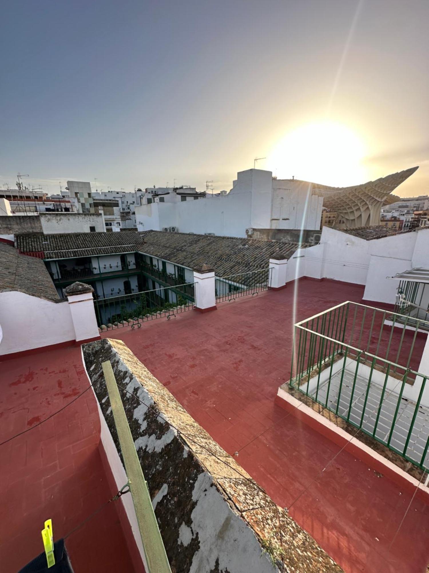 Casa Duque Compartida Familiar 2- Habitacion Bano Propio إشبيلية المظهر الخارجي الصورة