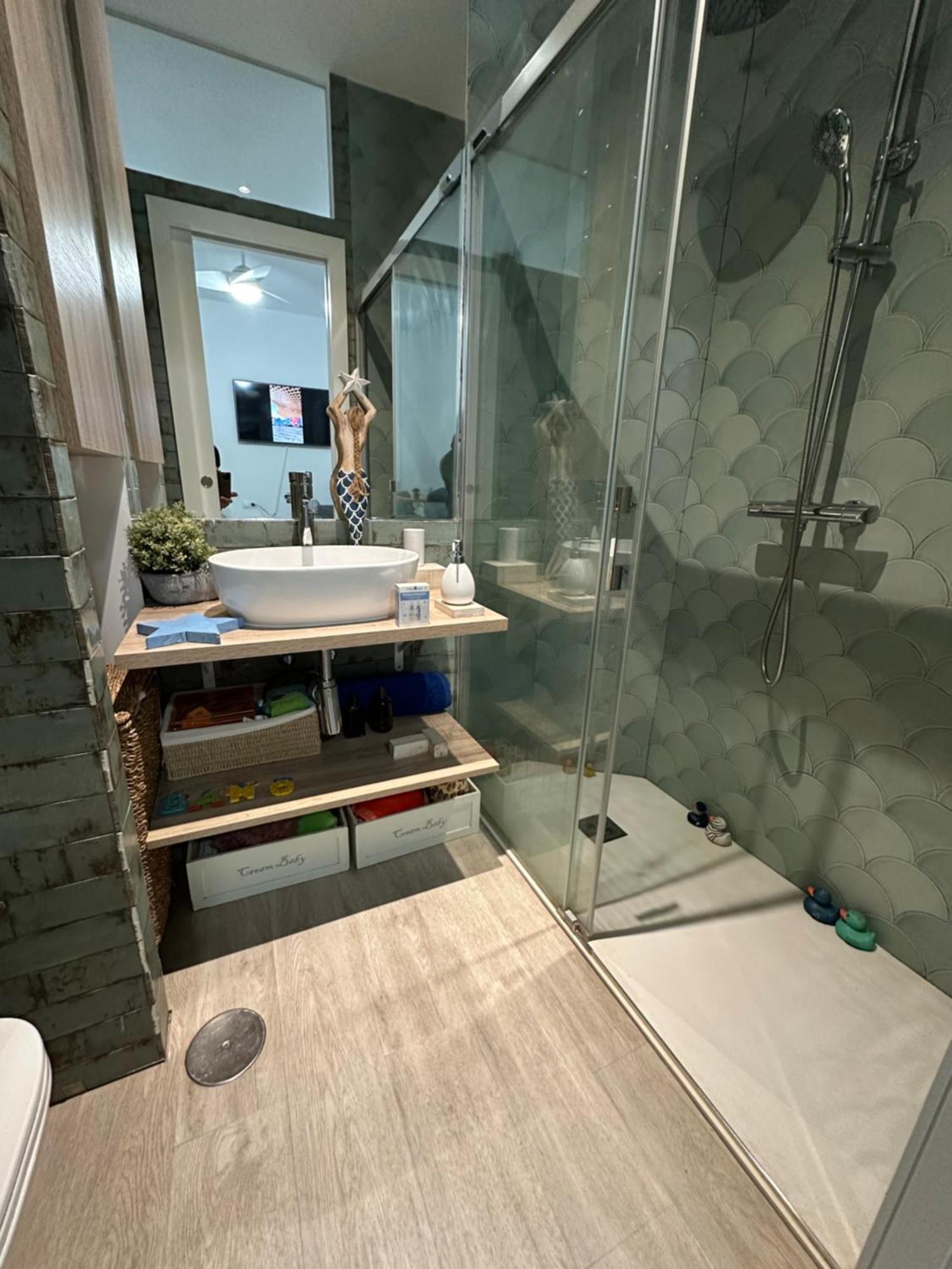 Casa Duque Compartida Familiar 2- Habitacion Bano Propio إشبيلية المظهر الخارجي الصورة